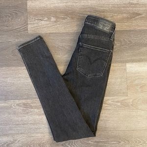 Levi’s 721 High Rise Skinny